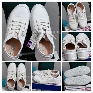 Skechers Women's White Casual Sneakers